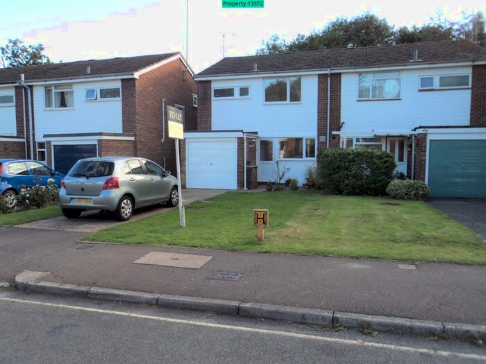 3 Bedroom Semi-Detached House To Rent In Barnmead, Haywards Heath, RH16