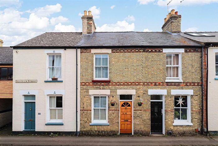 2 Bedroom Terraced House For Sale In Sedgwick Street, Cambridge, CB1