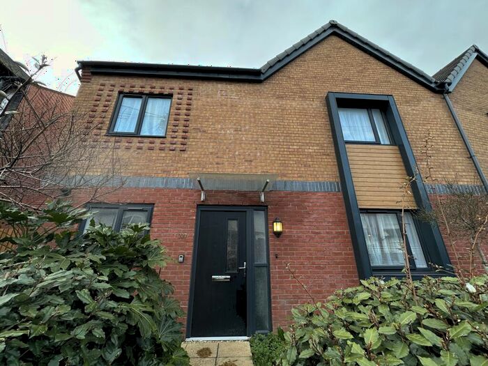 5 Bedroom Semi-Detached House To Rent In Church Road, Yardley, B25
