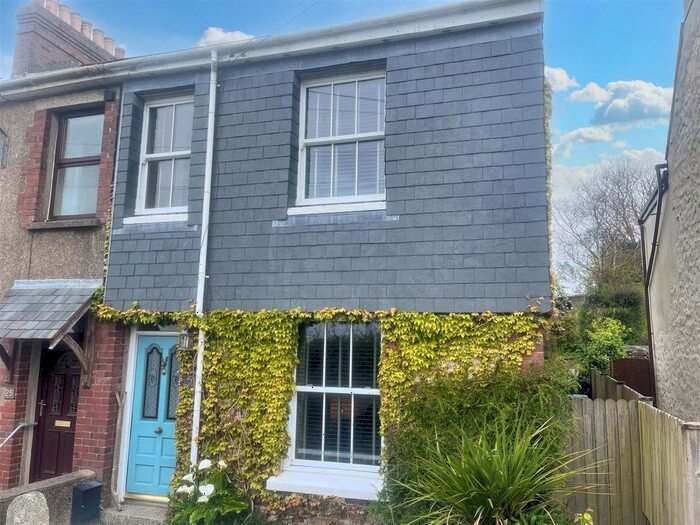 3 Bedroom End Of Terrace House For Sale In Higher Penponds Road, Higher Penponds, Camborne, TR14
