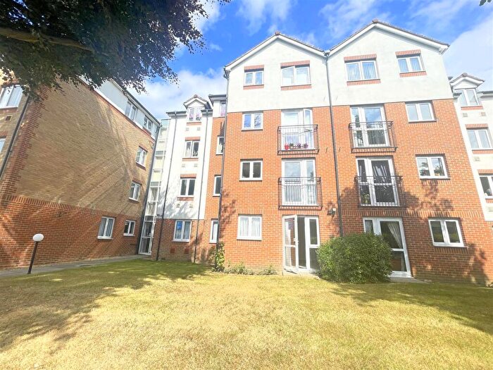2 Bedroom Retirement Property For Sale In Marlborough Court, Cranley Gardens, Wallington, SM6