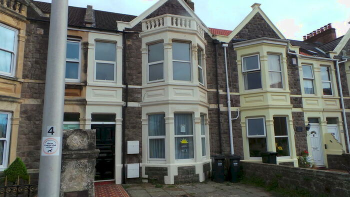 3 Bedroom Apartment To Rent In Weston-super-Mare, BS23