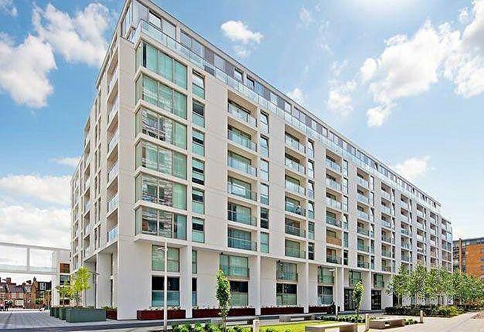 1 Bedroom Flat To Rent In Denison House, Lanterns Way, Canary Wharf, South Quay, London, E14
