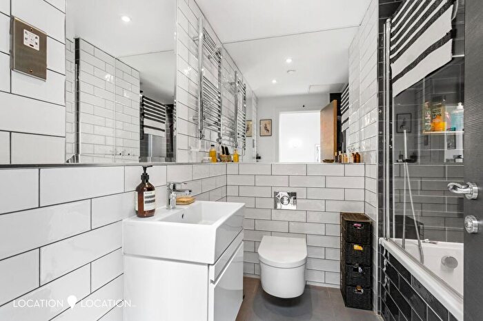 1 Bedroom Flat To Rent In Wilmer Place, London, N16