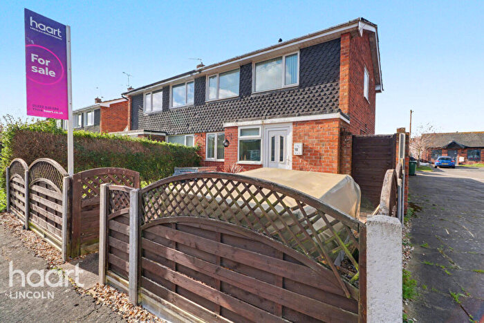 2 Bedroom Semi Detached House For Sale In Whitethorn Grove, Lincoln, LN6