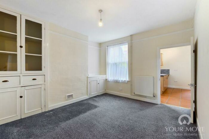 2 Bedroom Terraced House To Rent In Yelvertoft Road, Kingsthorpe, Northampton, NN2