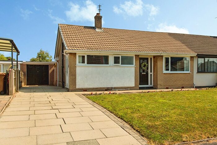 2 Bedroom Bungalow For Sale In Trent Road, Wigan, Lancashire, WN5