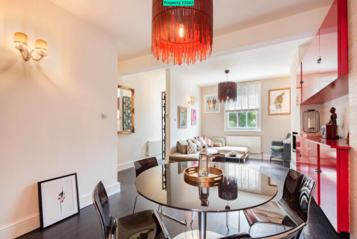 3 Bedroom Terraced House For Sale In Derbyshire Street, London, E2