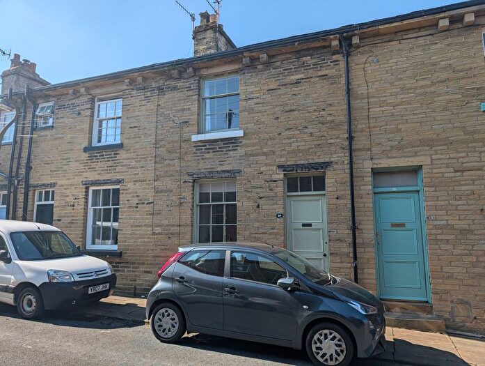 1 Bedroom Terraced House To Rent In Amelia Street, Saltaire, BD18