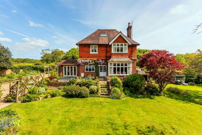 4 Bedroom Semi-Detached House For Sale In Grayswood Road, Grayswood, Haslemere, GU27