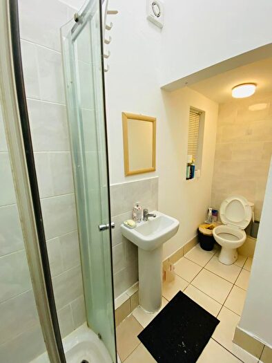 Block Of Flats To Rent In Clarendon Road, Leeds, LS2