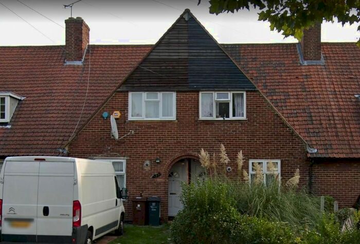 3 Bedroom Terraced House To Rent In Valence Avenue, Dagenham, RM8