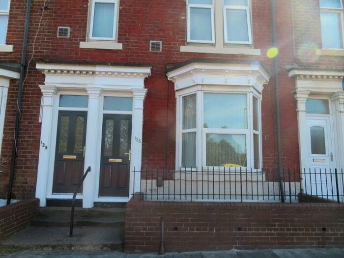 2 Bedroom Apartment To Rent In South Frederick Street South Shields, NE33