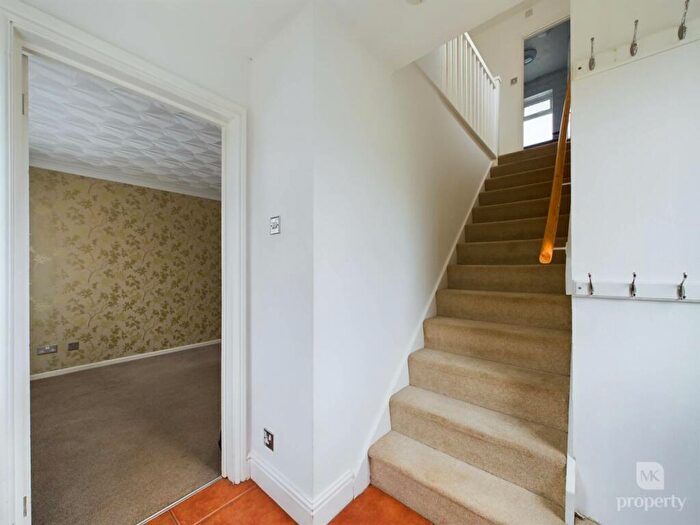3 Bedroom End Of Terrace House For Sale In Catchpole Close, Greenleys, MK12