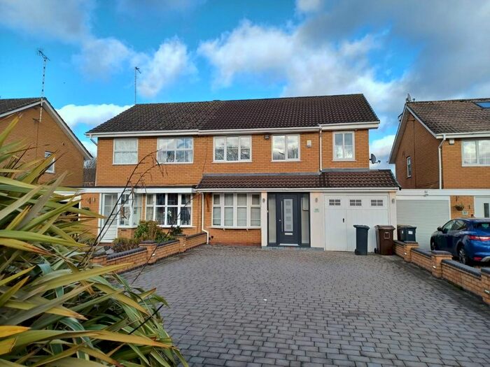 4 Bedroom Property To Rent In Langcomb Road, Shirley, Solihull, B90