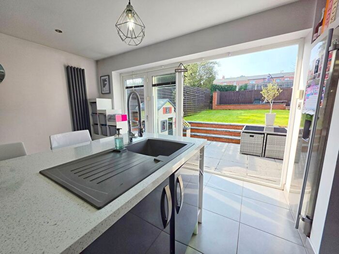 3 Bedroom Semi Detached House For Sale In Northgate, Barnsley, S75