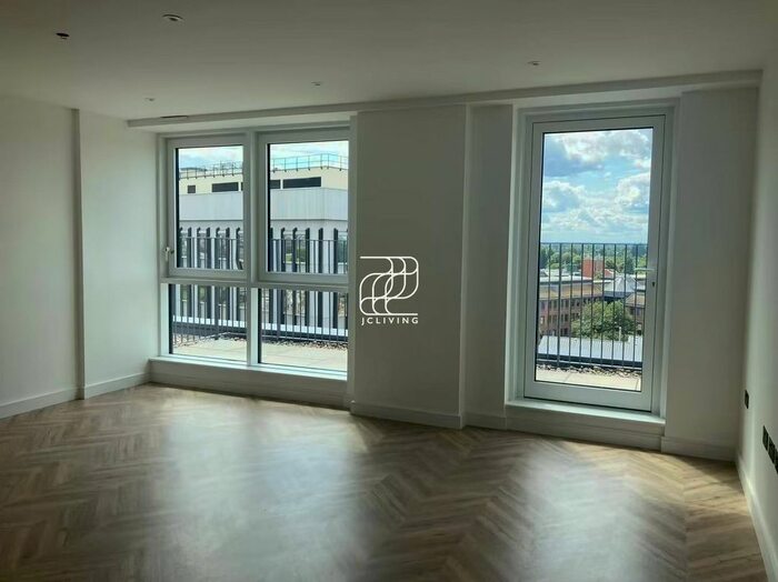 2 Bedroom Flat To Rent In Tryon House, Brook Street, KT1