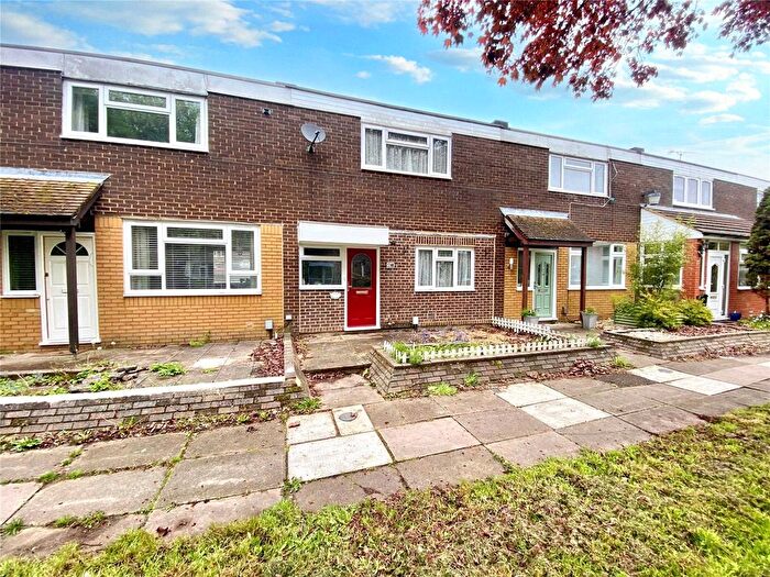 2 Bedroom Terraced House For Sale In Chaucer Road, Farnborough, Hampshire, GU14