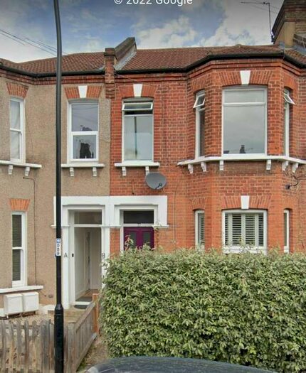 2 Bedroom Flat To Rent In Queenswood Road, London, SE23