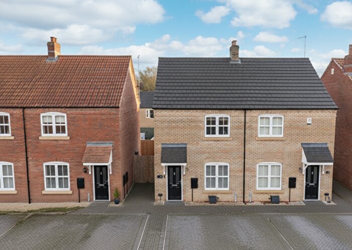 2 Bedroom Semi-Detached House For Sale In Ella Drive, Goole, Yorkshire, DN14