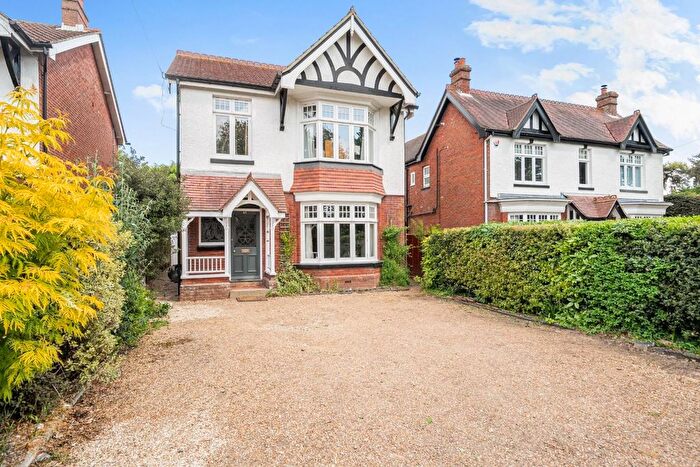 4 Bedroom Detached House For Sale In Langstone Road, Langstone, PO9