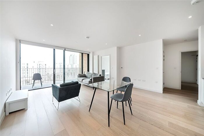 2 Bedroom Flat To Rent In Royal Crest Avenue, London, E16