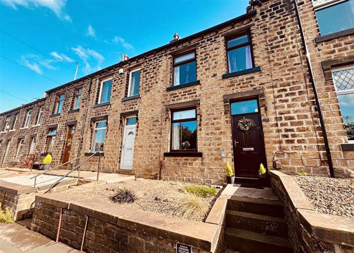 3 Bedroom Terraced House For Sale In Manchester Road, Huddersfield, HD4