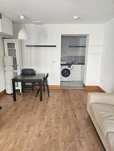 2 Bedroom Property To Rent In Jubilee House, Broad Street, Cardiff, CF11