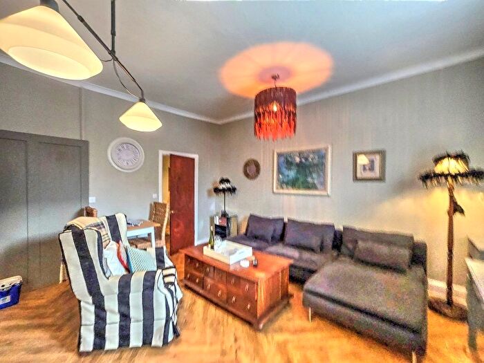 1 Bedroom Flat For Sale In Northenden Road, Sale, M33