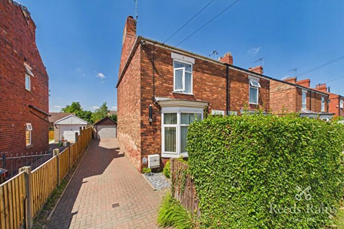 2 Bedroom Semi-Detached House For Sale In Shireoaks Common, Shireoaks, Worksop, Nottinghamshire, S81