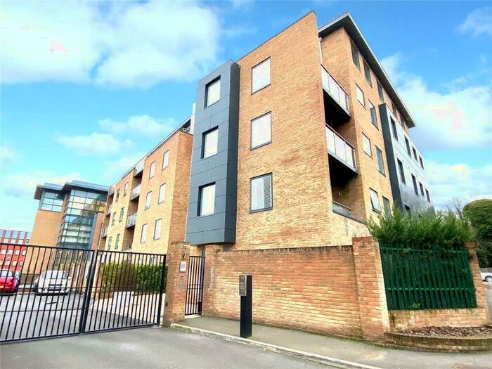 2 Bedroom Apartment To Rent In Frimley Road, GU15