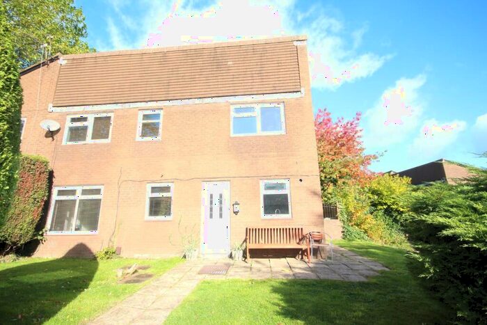 3 Bedroom Semi-Detached House To Rent In Wayland Croft, Adel, Leeds, LS16