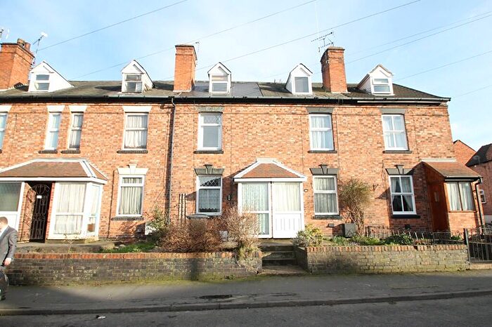 3 Bedroom Terraced House To Rent In Coleshill Road, Atherstone, Warwickshire, CV9