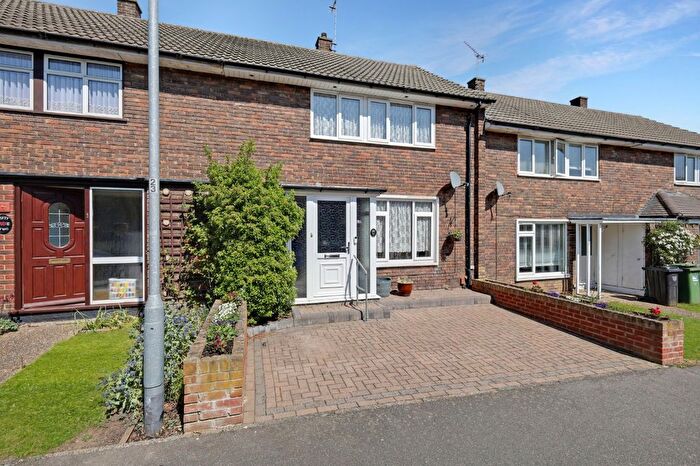 3 Bedroom Terraced House For Sale In Ardleigh, Basildon, Essex, SS16