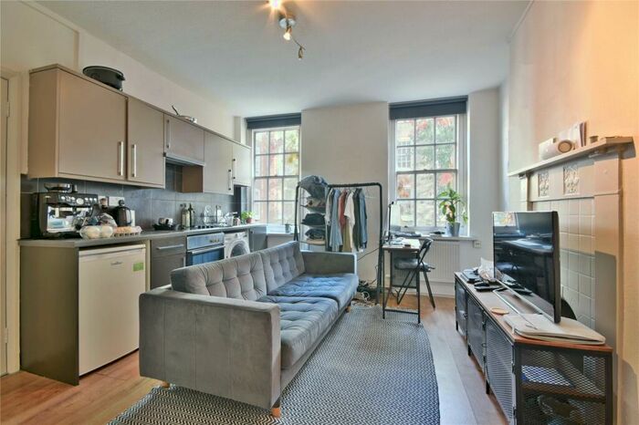 1 Bedroom Flat To Rent In Sylvester Road, Hackney, E8