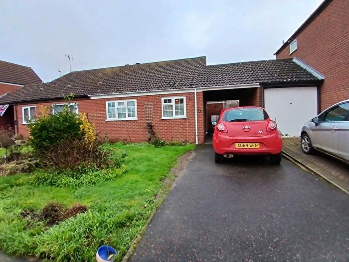 2 Bedroom Bungalow For Sale In Mulbarton, Norwich, Mulbarton, NR14