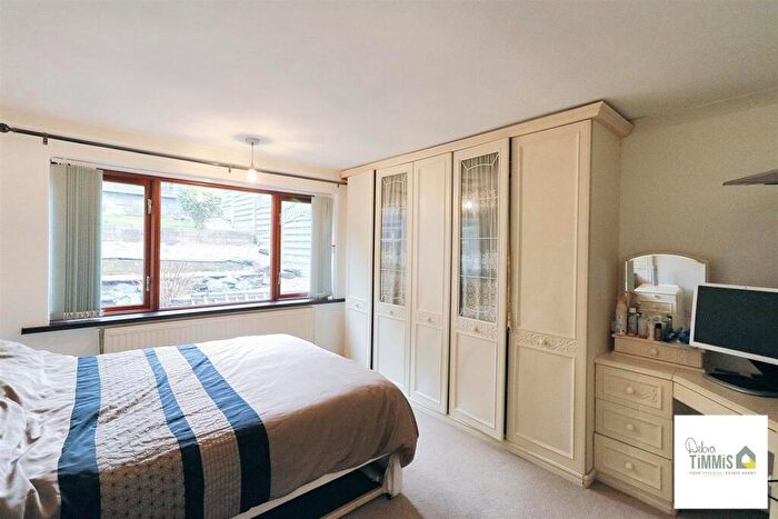 2 Bedroom Detached Bungalow For Sale In Fielden Close, Milton, Stoke-On-Trent, ST6