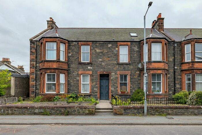 2 Bedroom Flat For Sale In / Rosetta Road, Peebles, EH45
