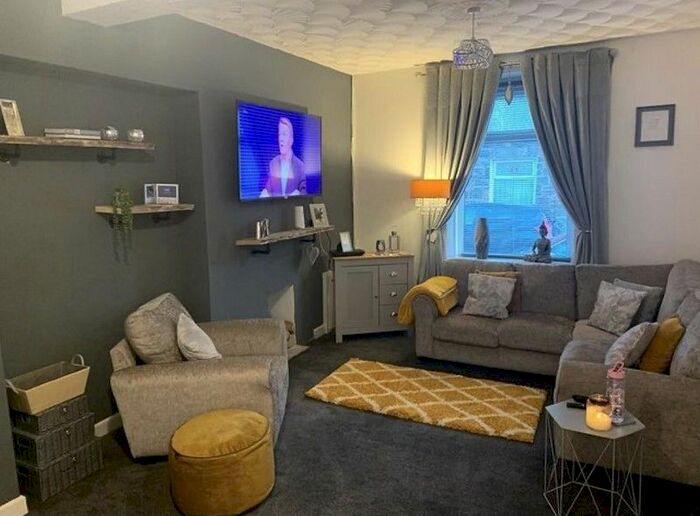 3 Bedroom Terraced House To Rent In Tynybedw Street, Treorchy, Rhondda Cynon Taff. CF42