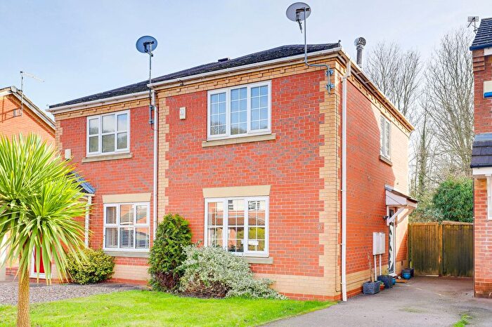 2 Bedroom Semi Detached House For Sale In Bendigo Lane, Nottingham, NG2