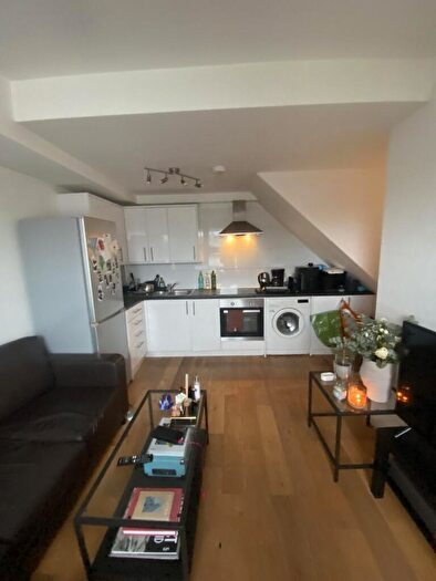 2 Bedroom Flat To Rent In Hillmarton Road, London, N7