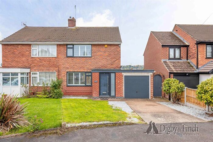 3 Bedroom Semi-Detached House For Sale In Welbeck Road, Radcliffe-On-Trent, Nottingham, NG12