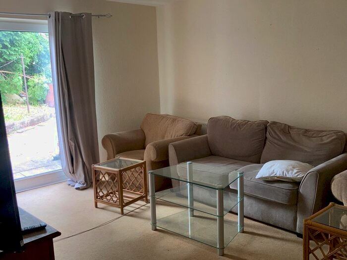3 Bedroom Terraced House To Rent In Middle Hay Place, Sheffield, S14