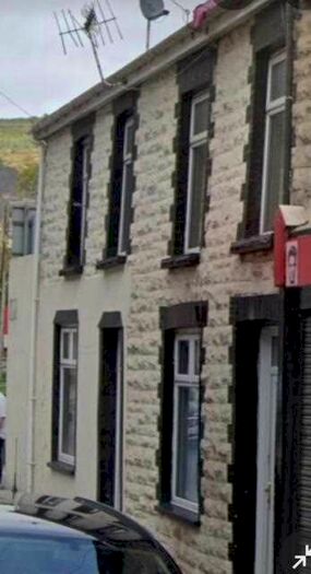 1 Bedroom Flat To Rent In Queens Square Court, / East Road, Tylorstown, CF43