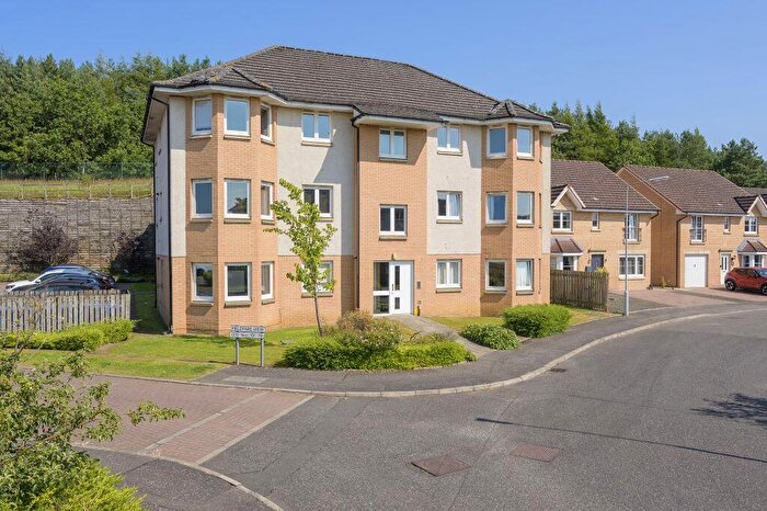 2 Bedroom Flat For Sale In Flat D, , Fieldfare View, Dunfermline, KY11