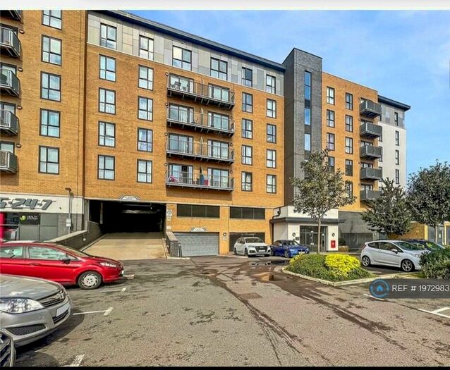 2 Bedroom Flat To Rent In Clydesdale Way, Belvedere, DA17