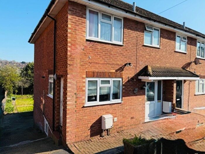 3 Bedroom Semi Detached House To Rent In Plumer Road, High Wycombe, HP11