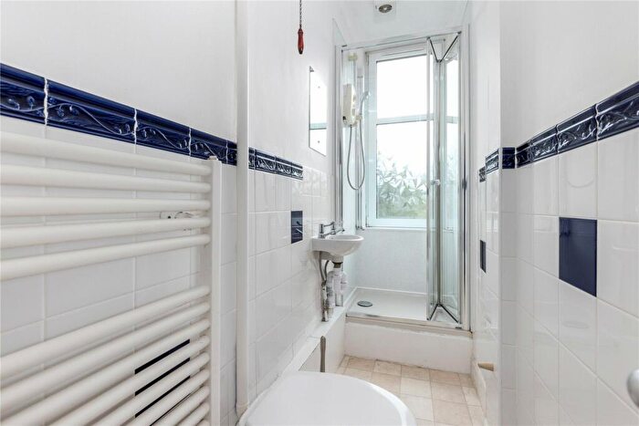 1 Bedroom Apartment For Sale In () Balcarres Street, Morningside, Edinburgh, EH10