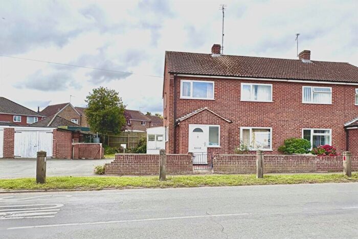 3 Bedroom House For Sale In New Road, Acle, Norwich, NR13