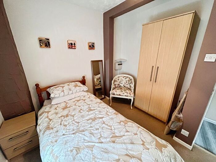 2 Bedroom Cottage For Sale In St. Johns Road, Lostock, BL6